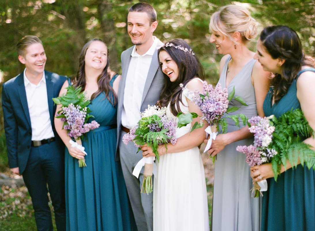 The free Green Wedding Guide teaches you how to have a sustainable wedding
