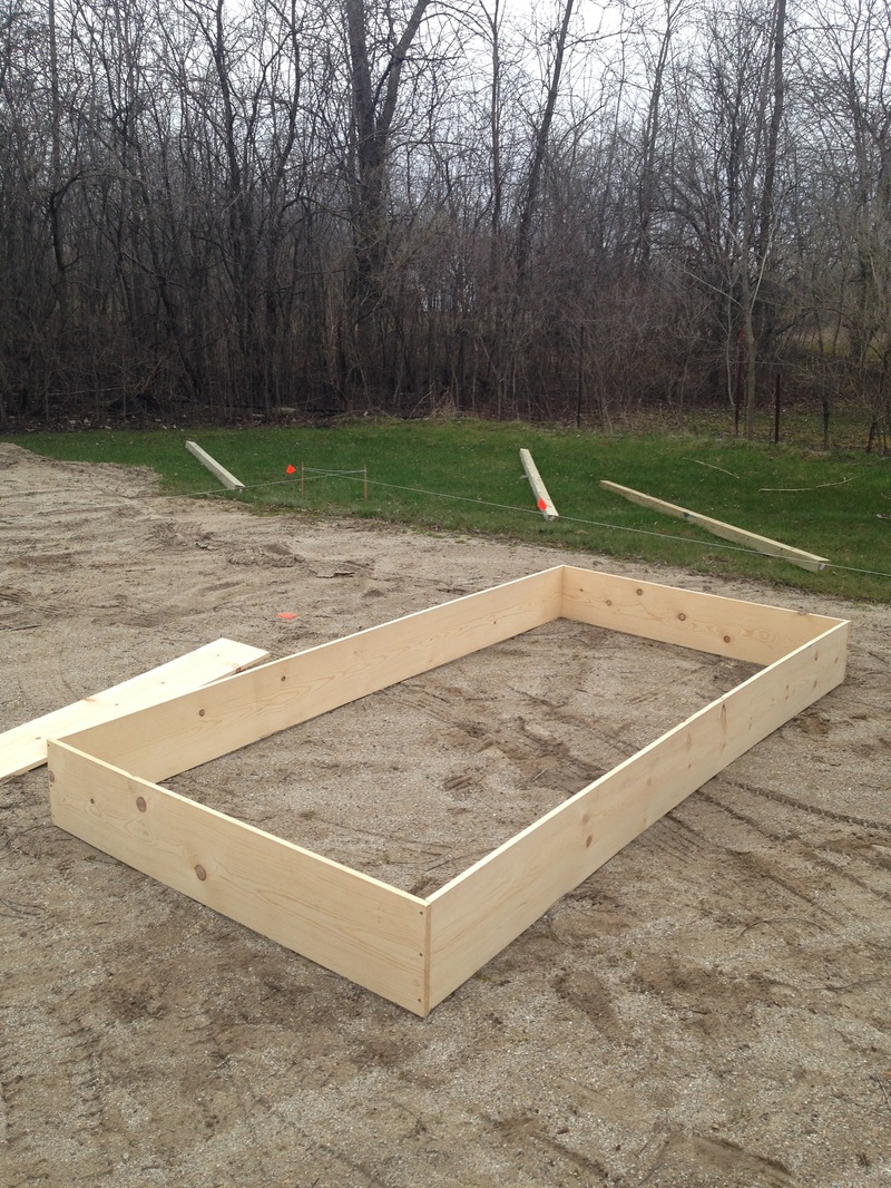 How to build raised garden beds